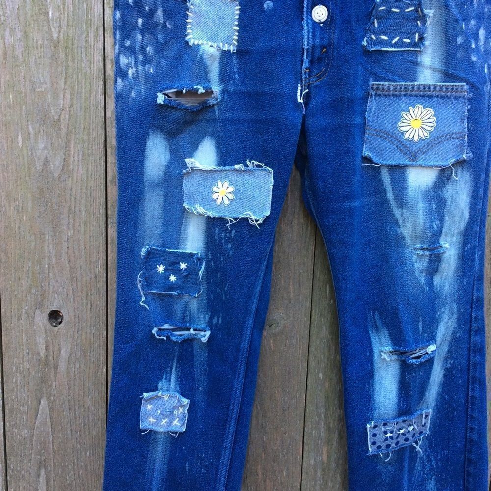 VINTAGE LEVI’S DISTRESSED PRAIRIE JEANS! SZ L - Picture 3 of 12